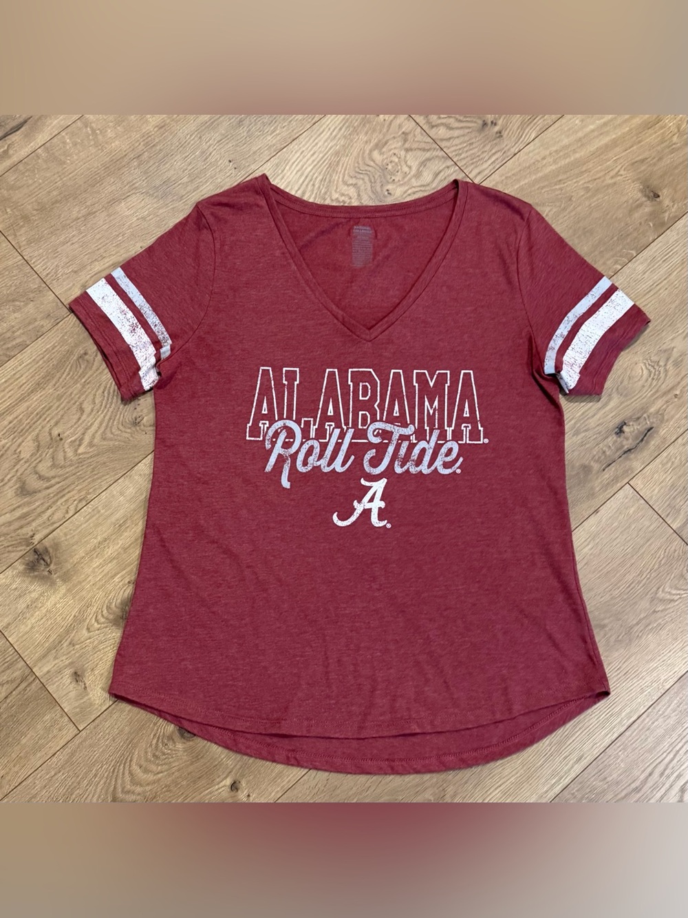 National Collegian Alabama Crimson Tide Roll Tide V-Neck T-Shirt Red Size M